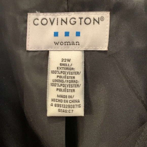 Modest Covington Woman dressy long sleeve black jacket with black lining. - Picture 3 of 9
